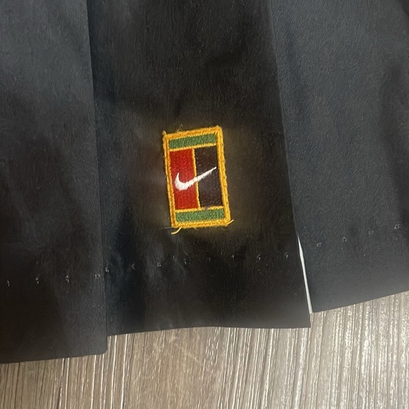 Nike Vintage 1990’s B&W Pleated Tennis Skirt Size 10/M - Picture 5 of 7